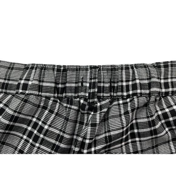 Hot Topic Womens Size Large L Black and White Plaid High Rise Pants 30"W x 28"I - Picture 7 of 16